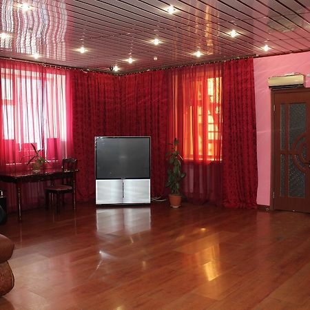 Pekin Hotel Temirtau Εξωτερικό φωτογραφία