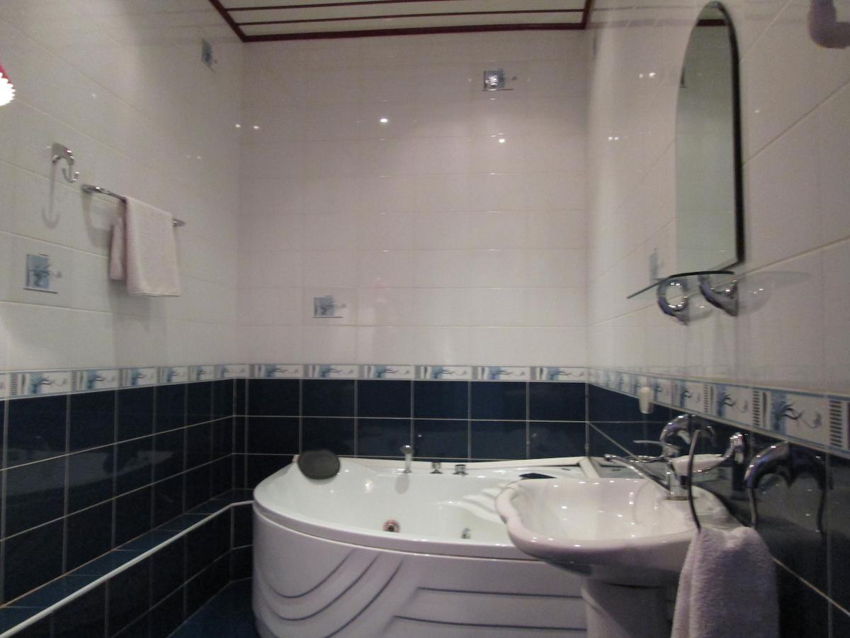 Pekin Hotel Temirtau Εξωτερικό φωτογραφία